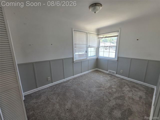 13621 MULBERRY Street, Southgate, MI 48195