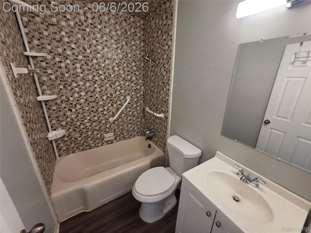 13621 MULBERRY Street, Southgate, MI 48195