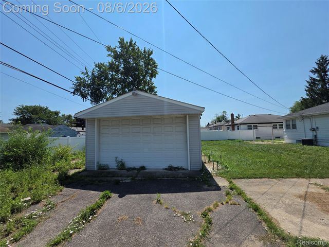 13621 MULBERRY Street, Southgate, MI 48195