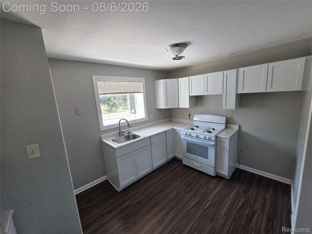 13621 MULBERRY Street, Southgate, MI 48195