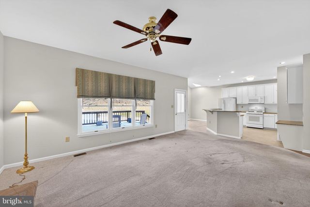 221 CULLEN WAY, Newark, DE 19711