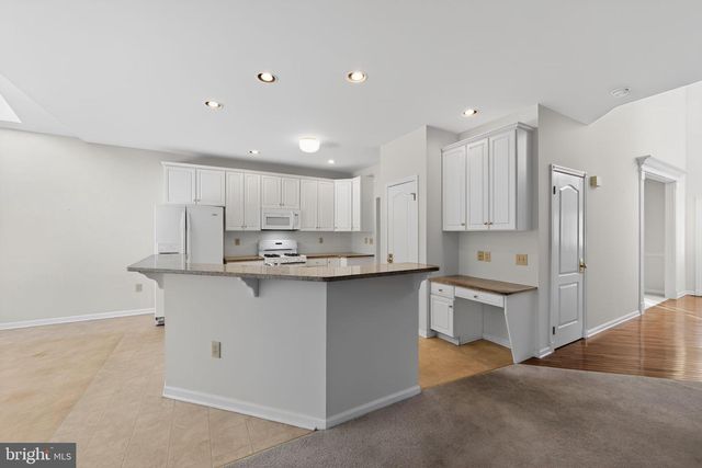 221 CULLEN WAY, Newark, DE 19711