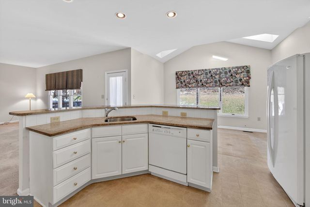 221 CULLEN WAY, Newark, DE 19711