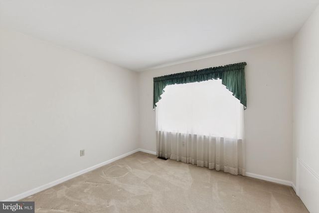 221 CULLEN WAY, Newark, DE 19711