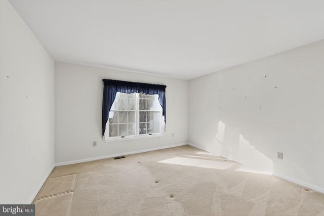 221 CULLEN WAY, Newark, DE 19711