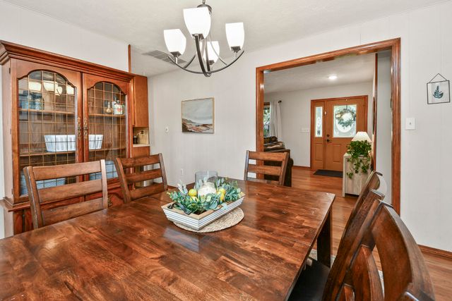 4362 W Weaver Road, Battlefield, MO 65619