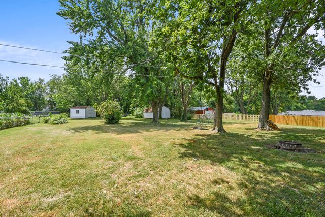 4362 W Weaver Road, Battlefield, MO 65619