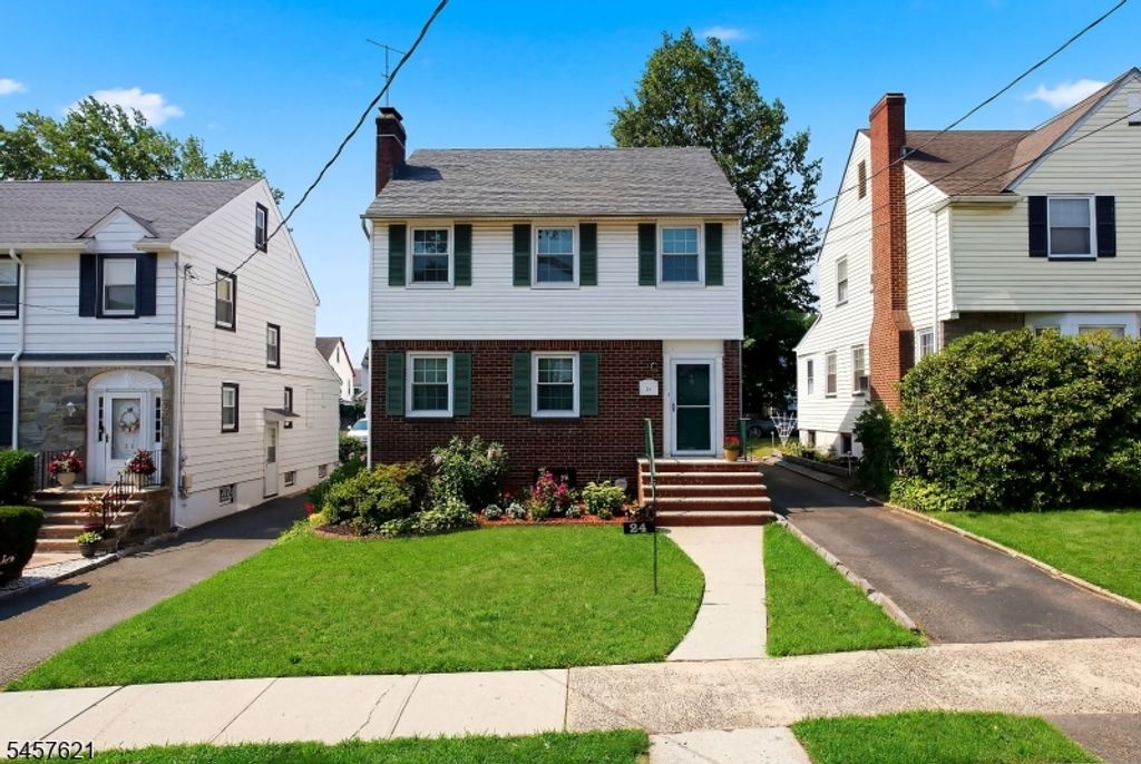 24 Cleveland Ave, Newark City, NJ 07106 — exterior