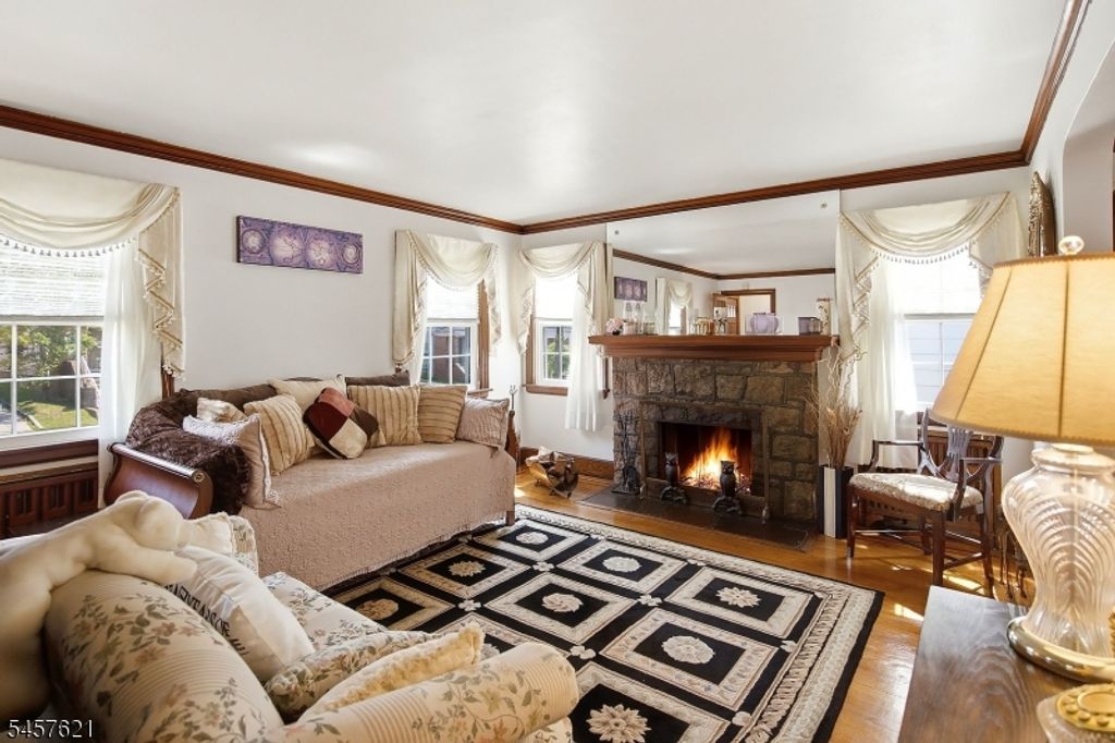 24 Cleveland Ave, Newark City, NJ 07106 — photo 3
