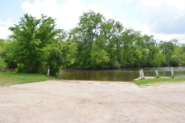 10197 Barberry, Willis, TX 77318