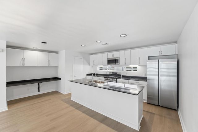 1330 Rosalie Street, Houston, TX 77004