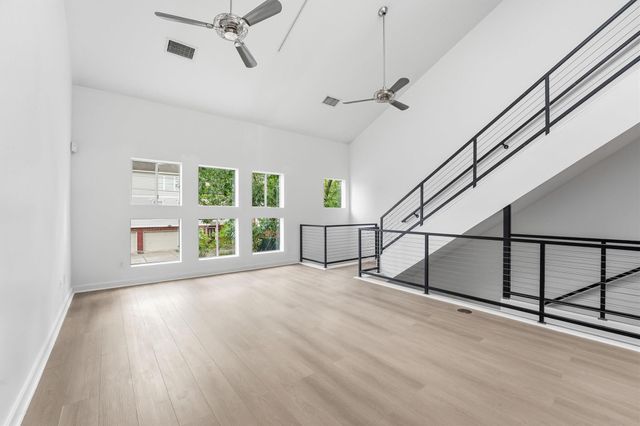 1330 Rosalie Street, Houston, TX 77004