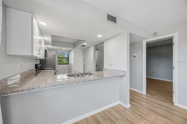 104 CAPRI ISLES BOULEVARD 301, Venice, FL 34292