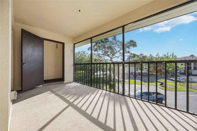 104 CAPRI ISLES BOULEVARD 301, Venice, FL 34292