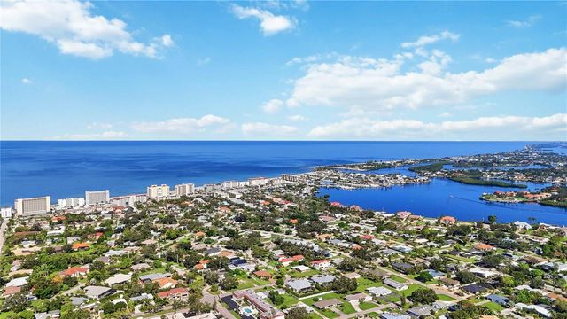 104 CAPRI ISLES BOULEVARD 301, Venice, FL 34292