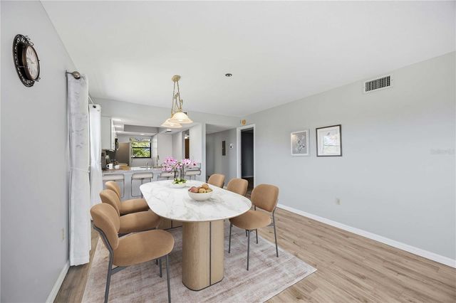 104 CAPRI ISLES BOULEVARD 301, Venice, FL 34292