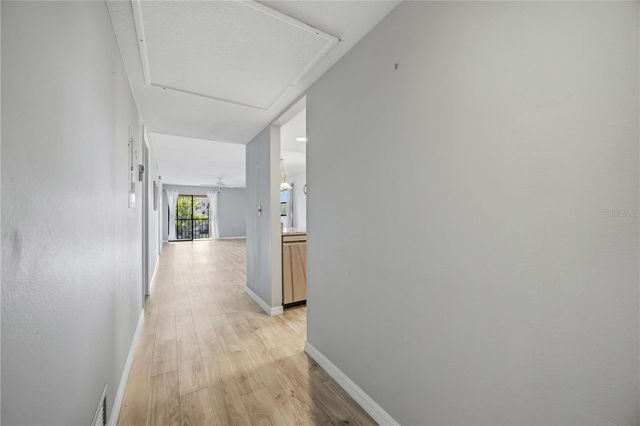 104 CAPRI ISLES BOULEVARD 301, Venice, FL 34292