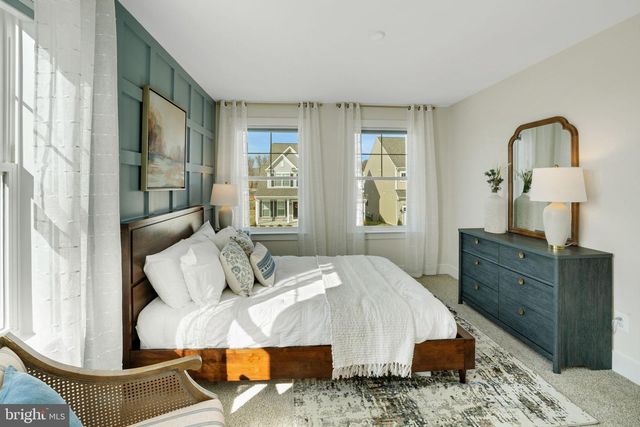 FALLS, Sparks, MD 21152