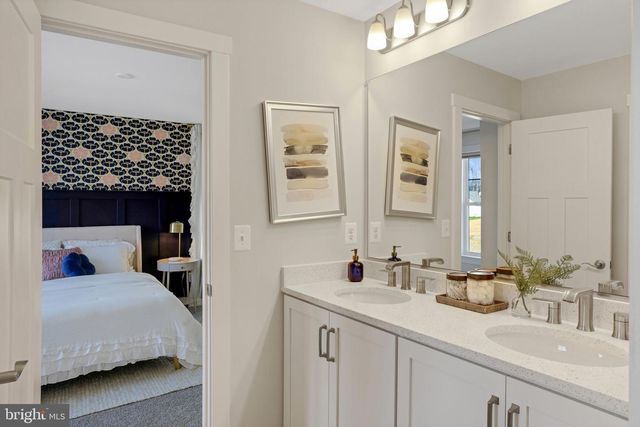 FALLS, Sparks, MD 21152