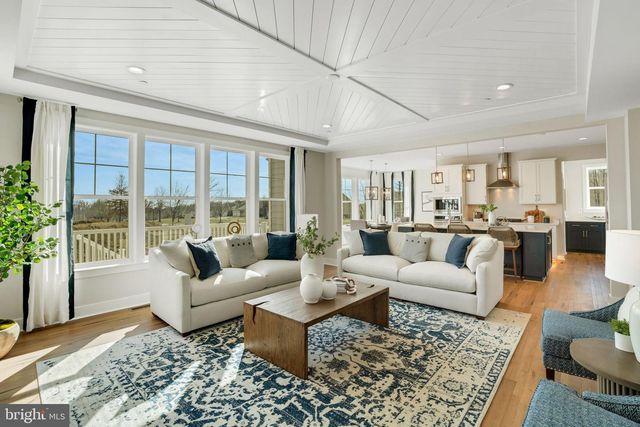 FALLS, Sparks, MD 21152