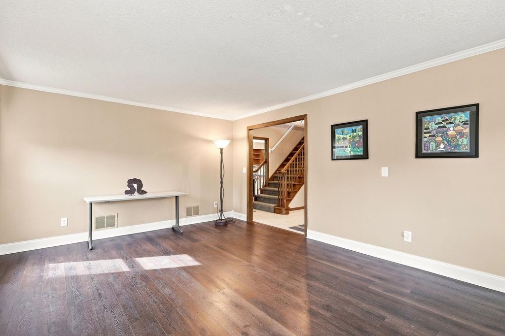 2917 Sequoia Court, Burnsville, MN 55337 — photo 4