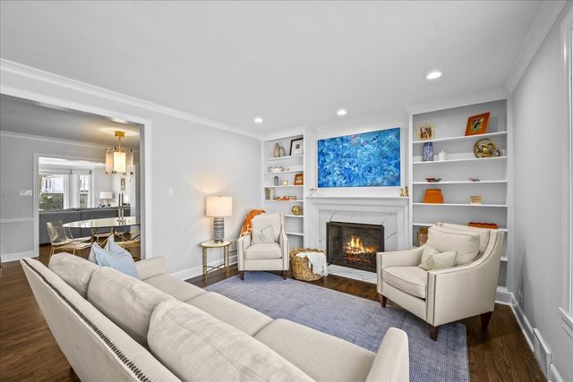 610 Drexel Avenue, Glencoe, IL 60022