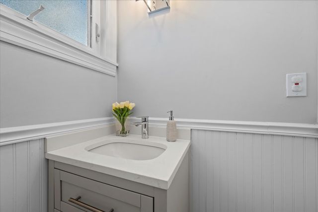 610 Drexel Avenue, Glencoe, IL 60022