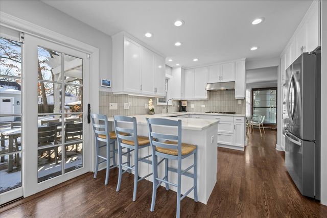 610 Drexel Avenue, Glencoe, IL 60022