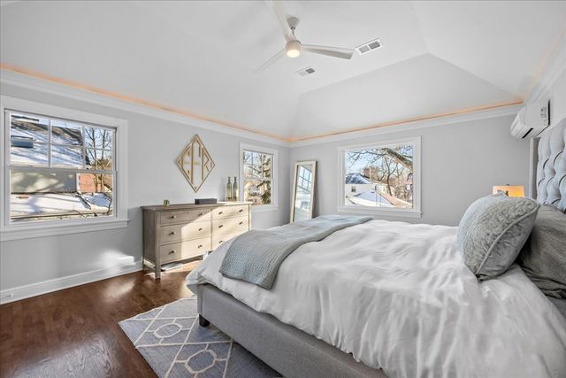 610 Drexel Avenue, Glencoe, IL 60022