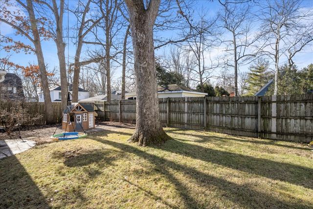 610 Drexel Avenue, Glencoe, IL 60022