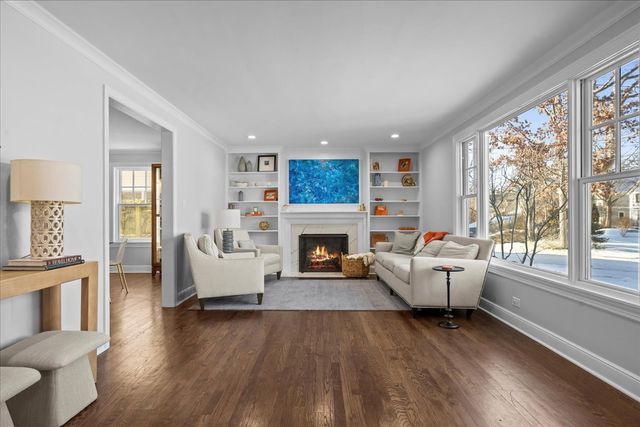 610 Drexel Avenue, Glencoe, IL 60022