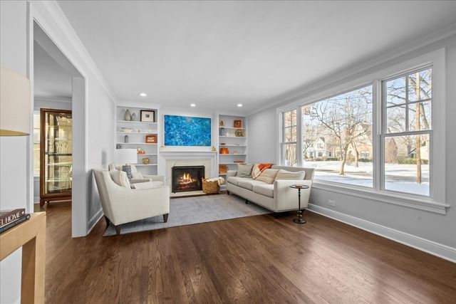 610 Drexel Avenue, Glencoe, IL 60022