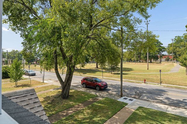 631 Lischey Ave, Nashville, TN 37207