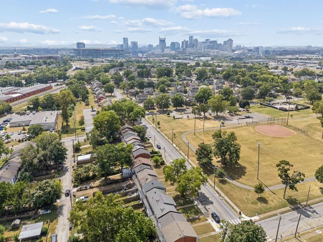 631 Lischey Ave, Nashville, TN 37207