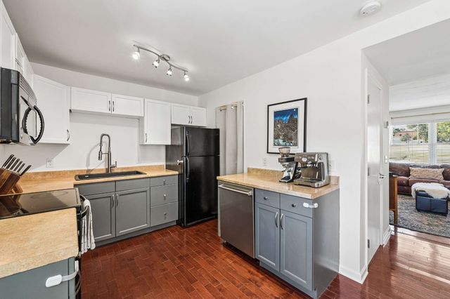 631 Lischey Ave, Nashville, TN 37207