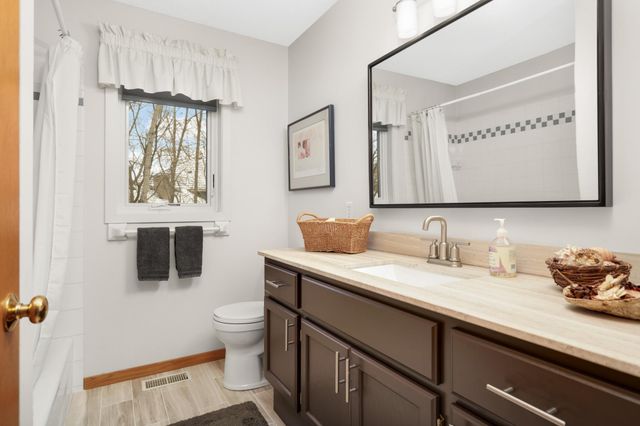 14679 64th Avenue N, Maple Grove, MN 55311