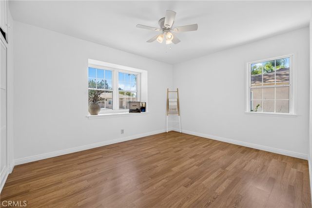 837 N 10th Avenue, Upland, CA 91786