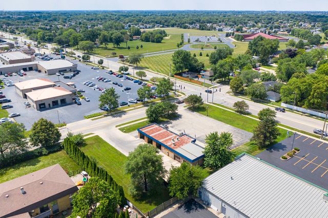 1900 Essington Road, Joliet, IL 60435