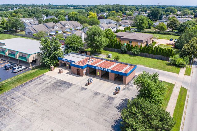 1900 Essington Road, Joliet, IL 60435