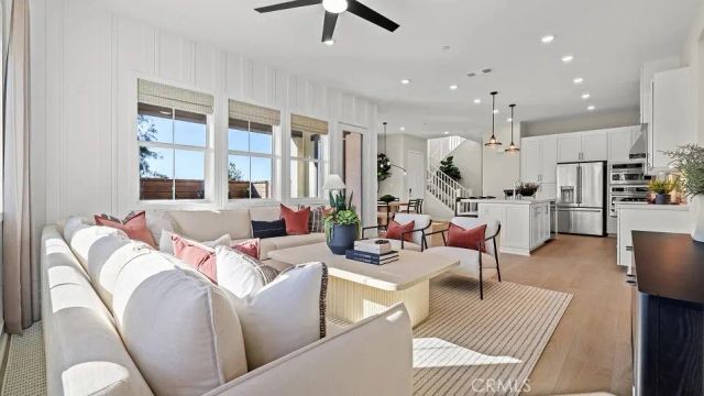 2303 Luminous Way, Rancho Mission Viejo, CA 92694