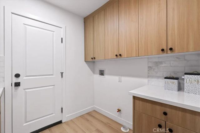 3861 S Norton Avenue, Los Angeles, CA 90008