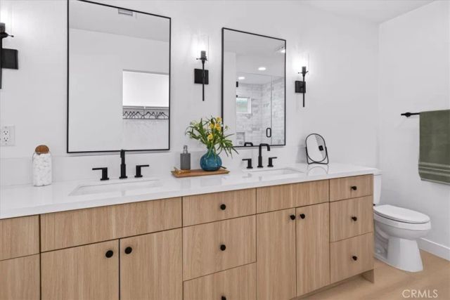 3861 S Norton Avenue, Los Angeles, CA 90008