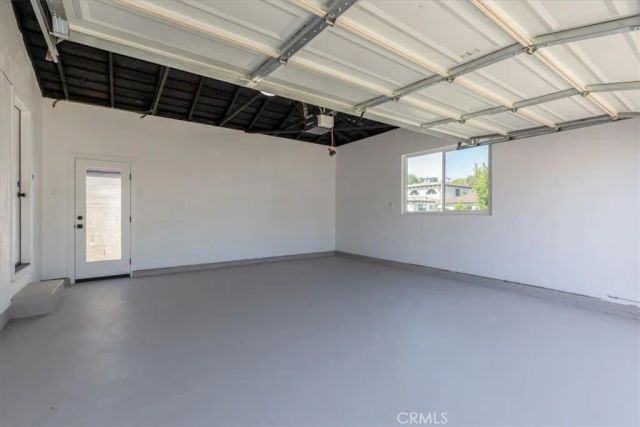 3861 S Norton Avenue, Los Angeles, CA 90008