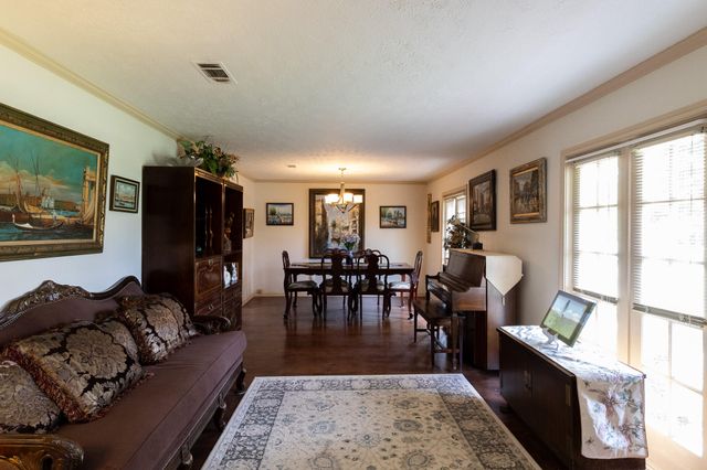 4517 Quail Hollow, Lake Charles, LA 70605