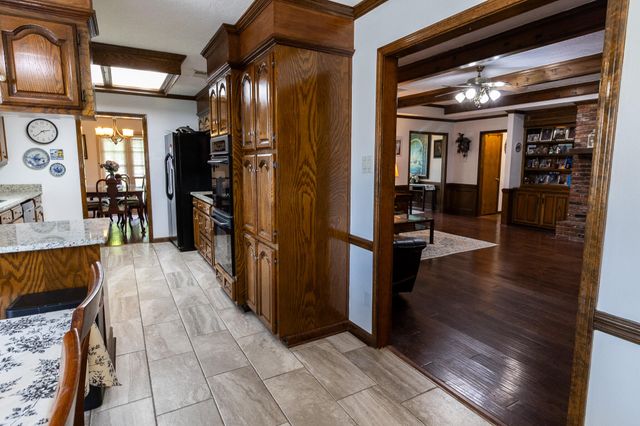 4517 Quail Hollow, Lake Charles, LA 70605