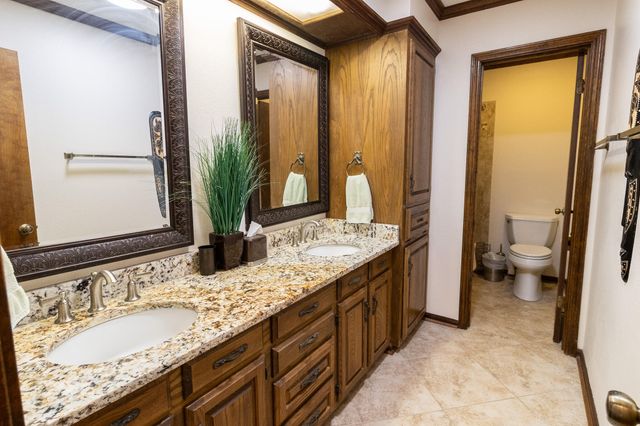 4517 Quail Hollow, Lake Charles, LA 70605