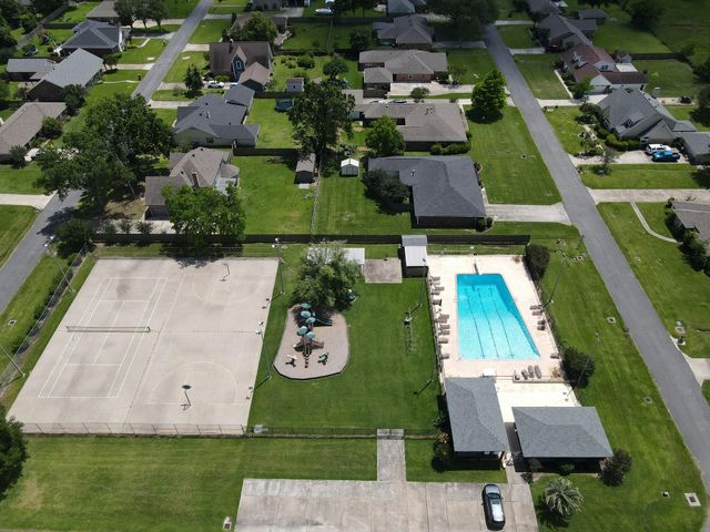 4517 Quail Hollow, Lake Charles, LA 70605