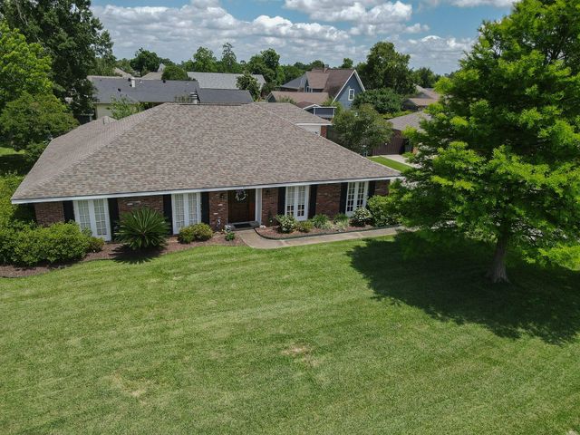 4517 Quail Hollow, Lake Charles, LA 70605