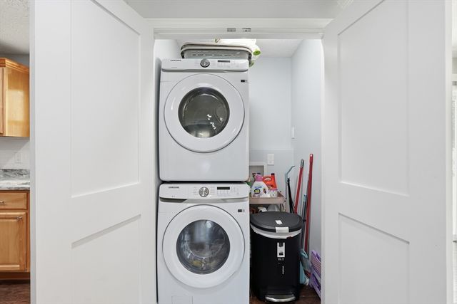 39 Riley Rd, Northborough, MA 01532