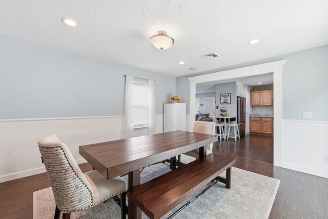 39 Riley Rd, Northborough, MA 01532